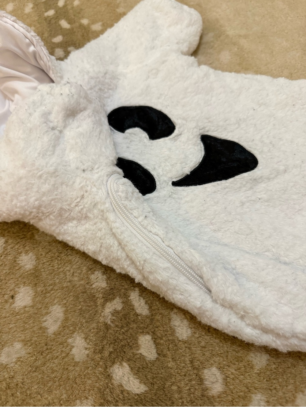 Spirit Halloween Baby Ghost Costume 0-6M Plush Hooded Bunting White - Picture 9 of 9